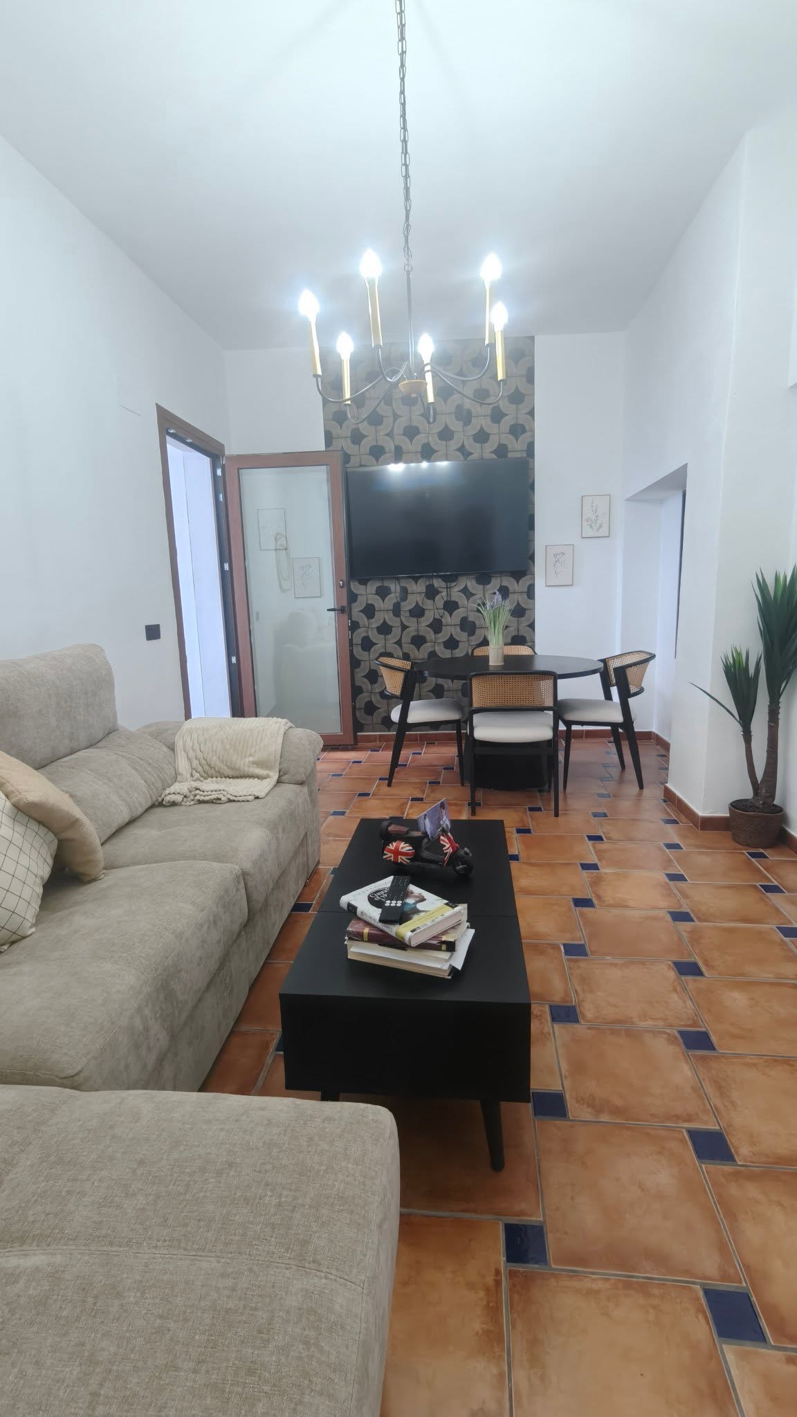 CASA CON PATIO EN VENTA miniatura 8