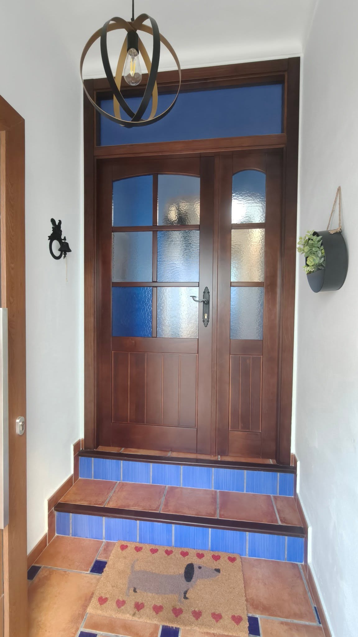 CASA CON PATIO EN VENTA