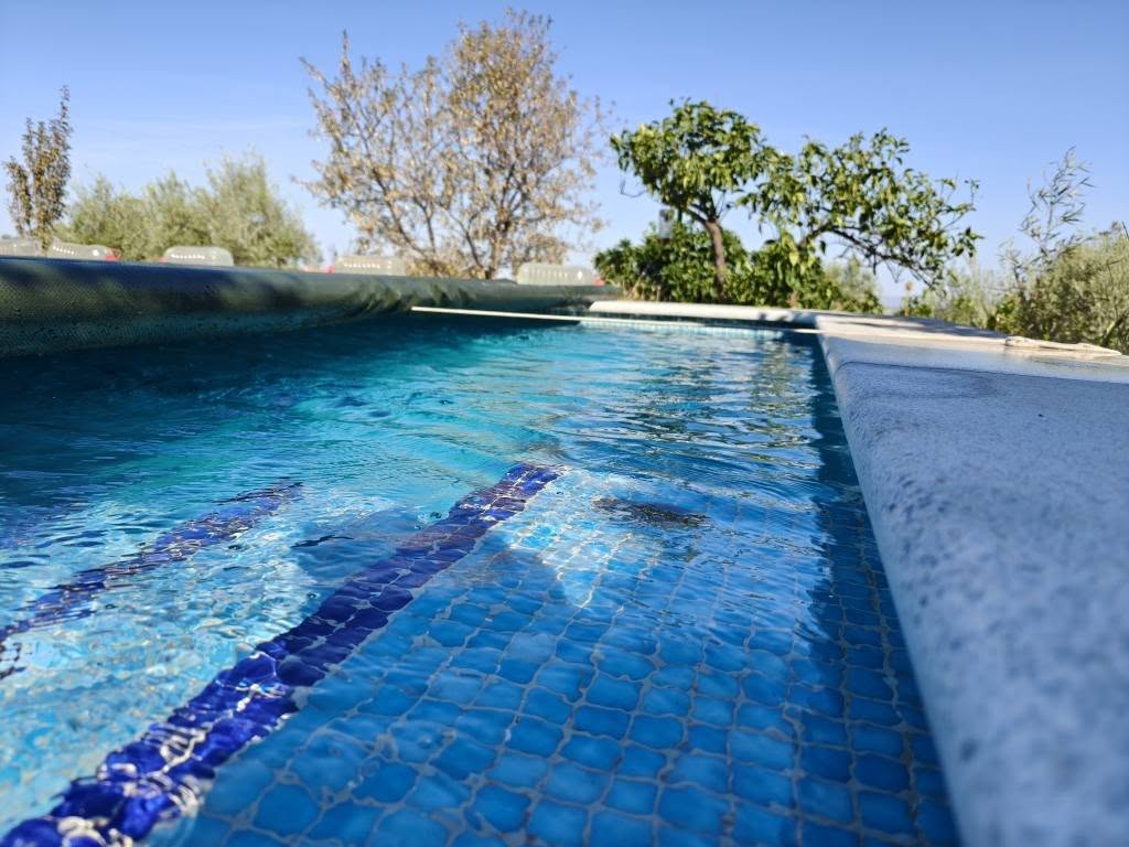 CASA CON PISCINA RUSTICA EN VENTA 