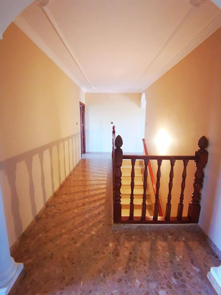 VILLA DE INMEJORABLE OPORTUNIDAD  miniatura 9
