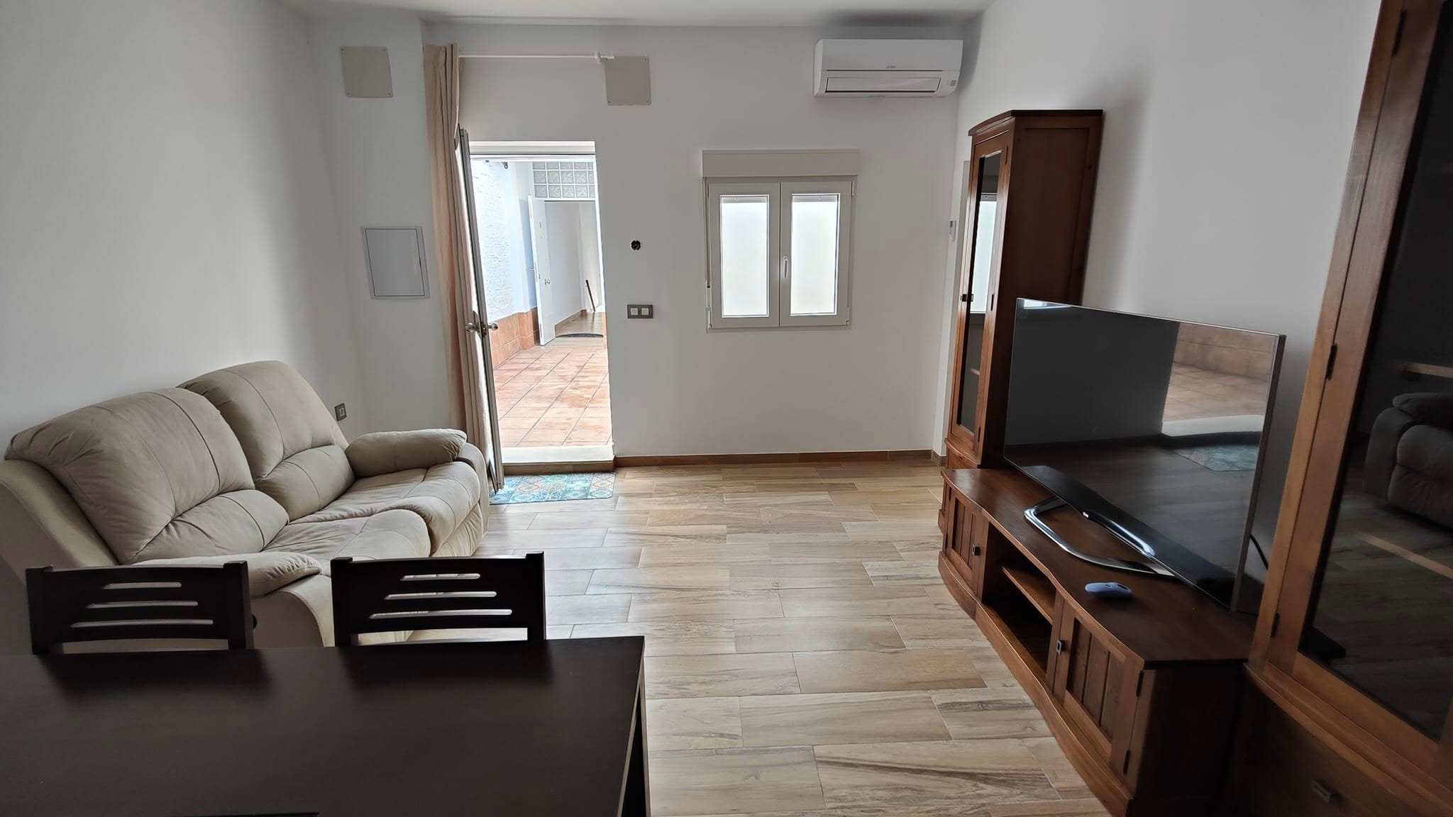 PISO EN ALQUILER miniatura 2