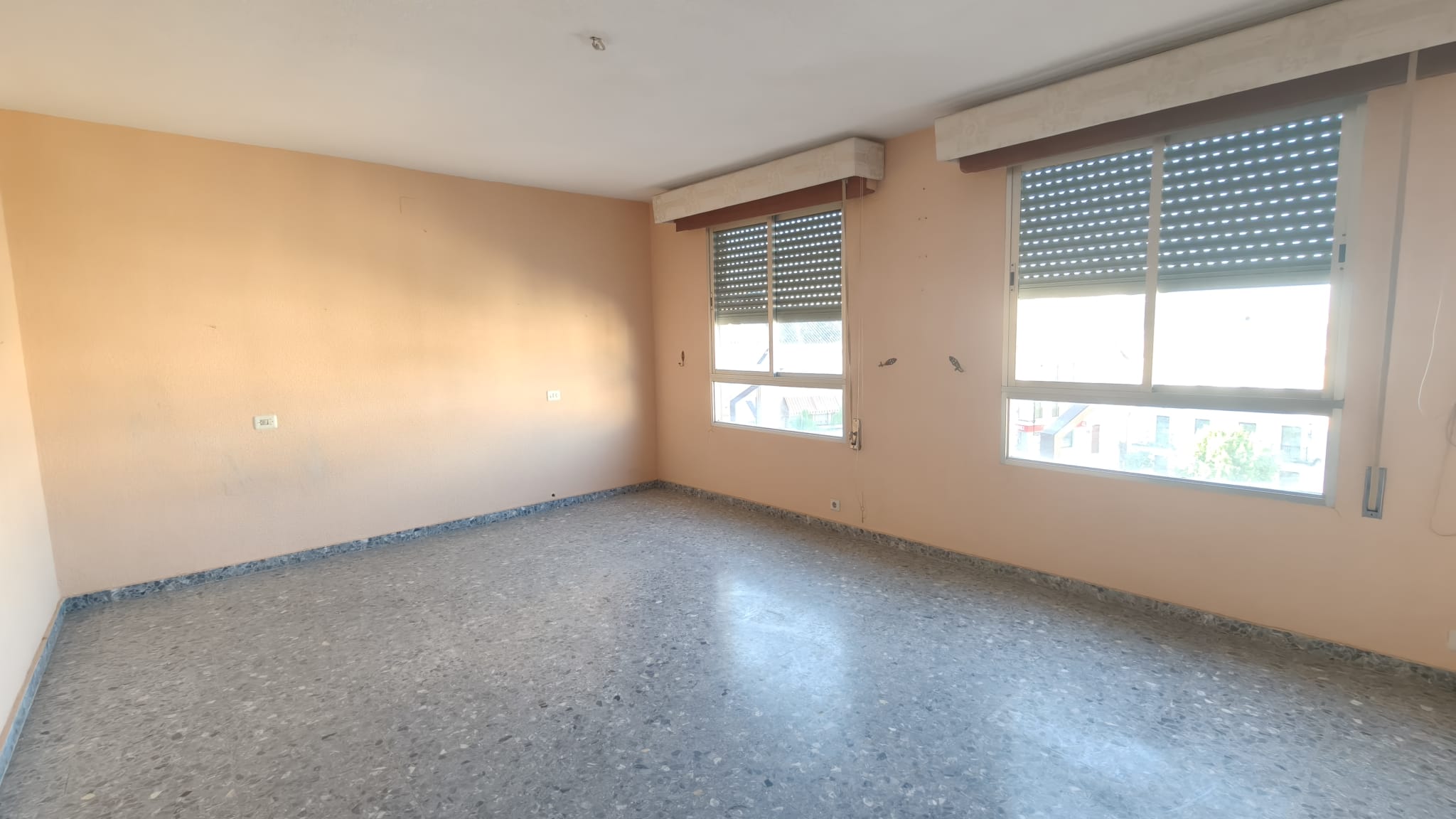 PISO EN VENTA EN PLENO CENTRO  miniatura 2